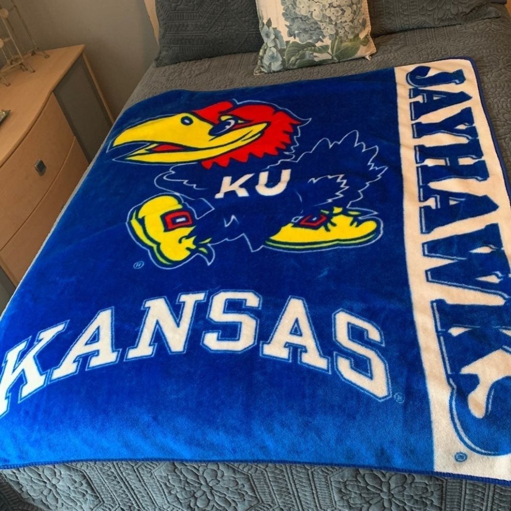 KU Lap blanket